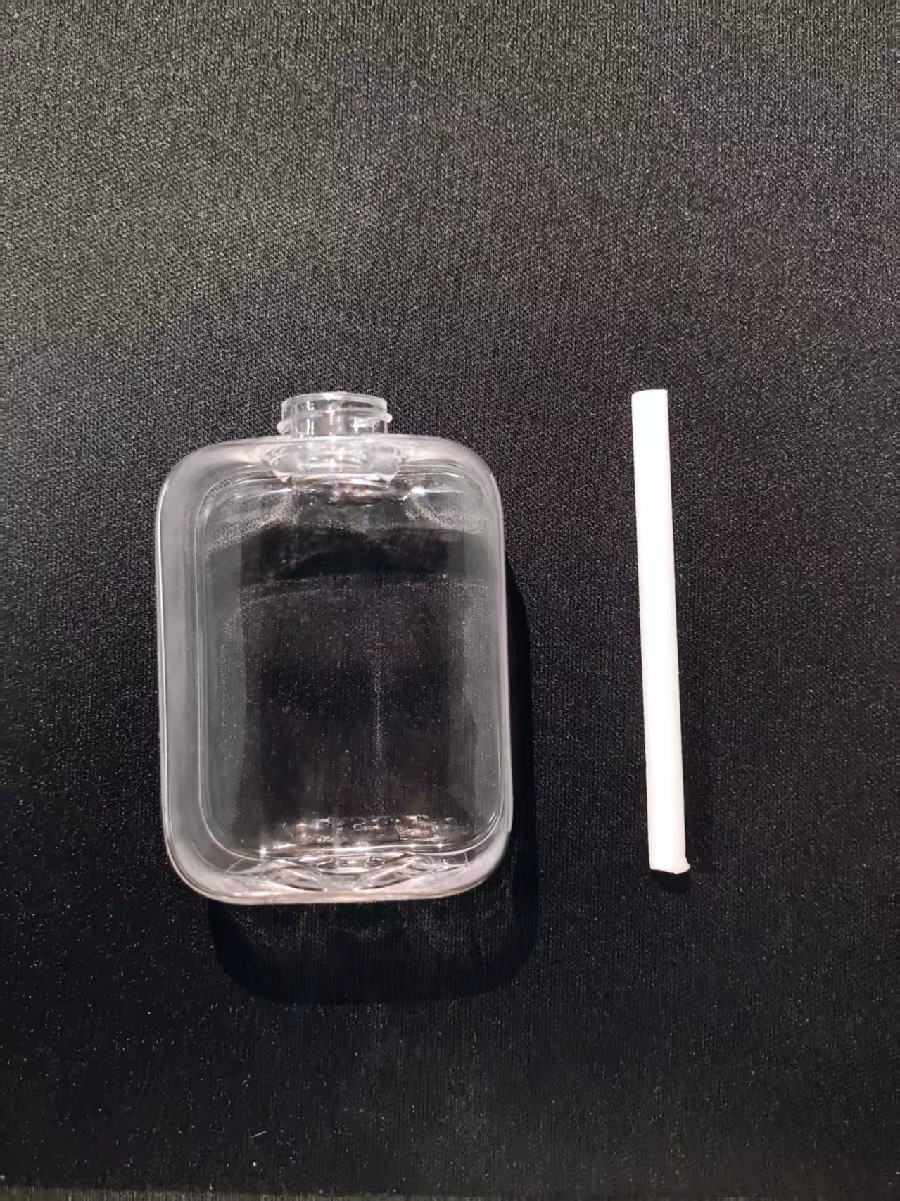 Perfumed ultrasonic aroma diffuser for hotel, automatic deodorant strongly flavoured, with LED display, long-term effect