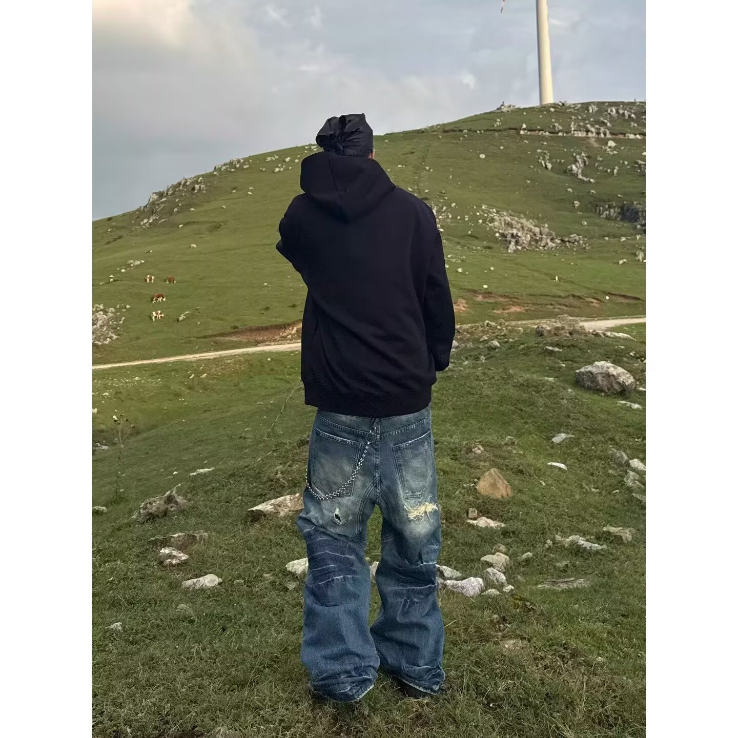 Men's Clothing Straight Leg Distressed Patched Denim Jeans Casual Edgy Loose Fit High Street Trendy Style_mkmklike.com