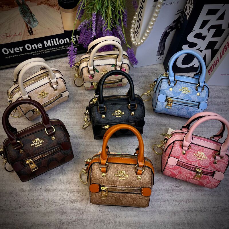 New Q Version Mini Bag Pendant 2025 New Retro Printed Contrasting Color Handbag High Quality Coin Purse