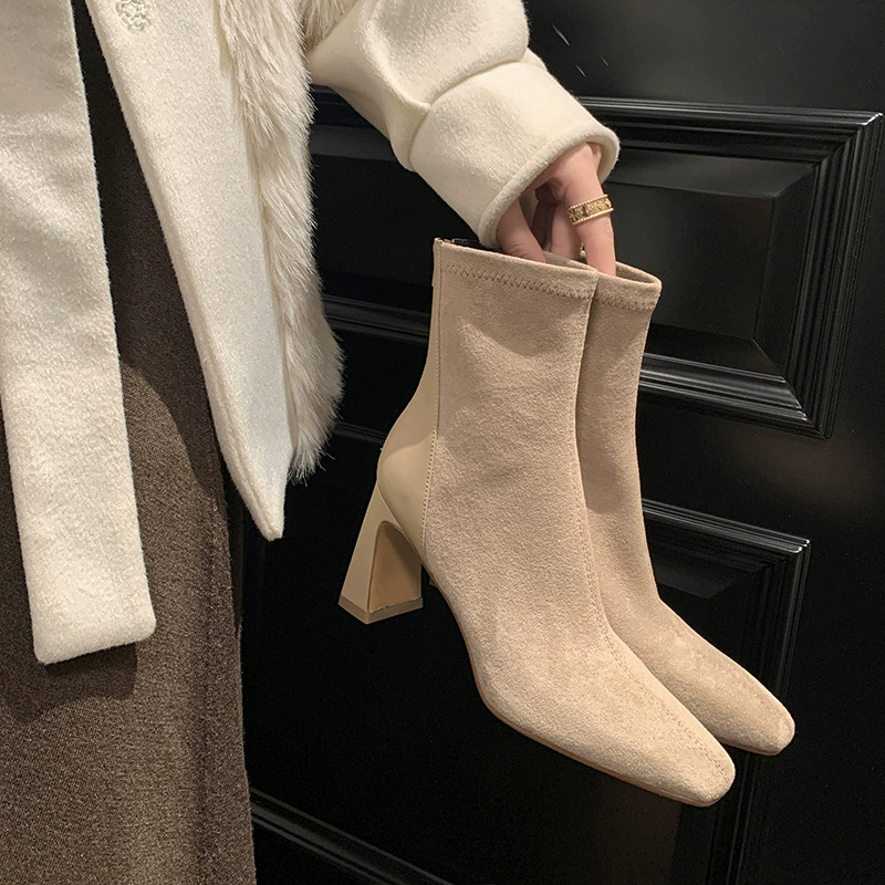 Кьюмэй Квадратные сапоги с толстым каблуком женские корейские сшитые модные сапоги короткие туфли на высоком каблуке замши сапоги эластичные тощие сапоги