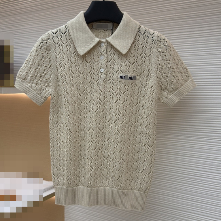 Correct version of the M-series youthful and sweet polo short-sleeved top, simple and versatile, old-fashion style, in stock.