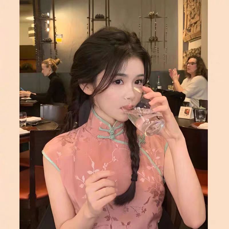 French-Style Improved Version of a Petite Girl's Cheongsam, Vintage Sleeveless Chinese-Style Women's Celebrity-Inspired Slim-Fit Mid-Length Dress