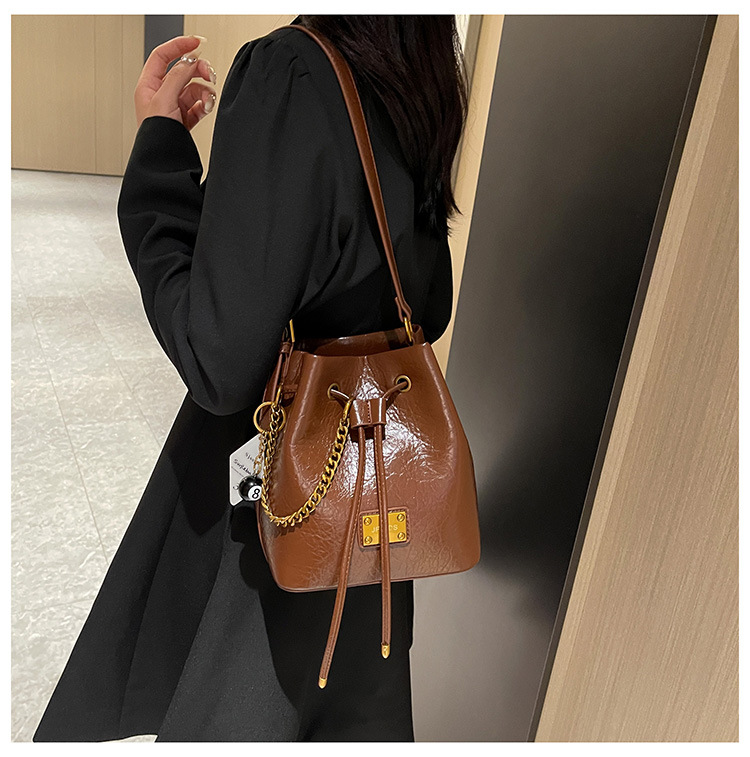 792g Weight Polyester Lining Material Sewing Thread Fashion Element String Closure Type Single Shoulder Strap Strap Type Bucket Bag Bags Type Casual, Street, Shopping Occasion Pu Leather Material Solid Color Pattern All Seasons Season Women's Gender Streetwear Style Bucket Shape Medium Size Women's Medium Pu Leather Solid Color Streetwear Sewing Thread Bucket String Bucket Bag 14