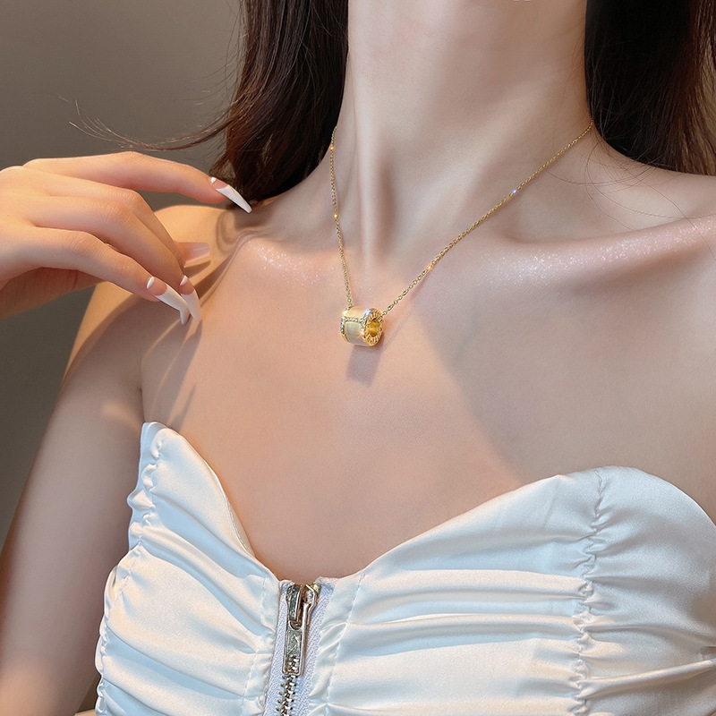 Collana da donna in vita con diamanti e pietre Cat's Eye dal lusso leggero e dal design piccolo, catena per maglione in edizione coreana,_voghion.com