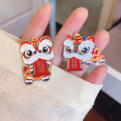 国风可爱醒狮徽章新年贺岁吉祥如意舞狮祝福金属胸针卡通国潮配饰