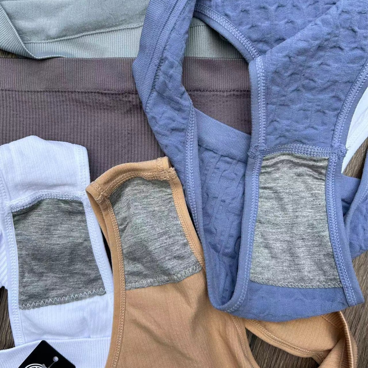 Comercio exterior cola solo mezclado sin costuras Miscelánea sexy ropa interior de las mujeres moda bikini Tanga al por mayor