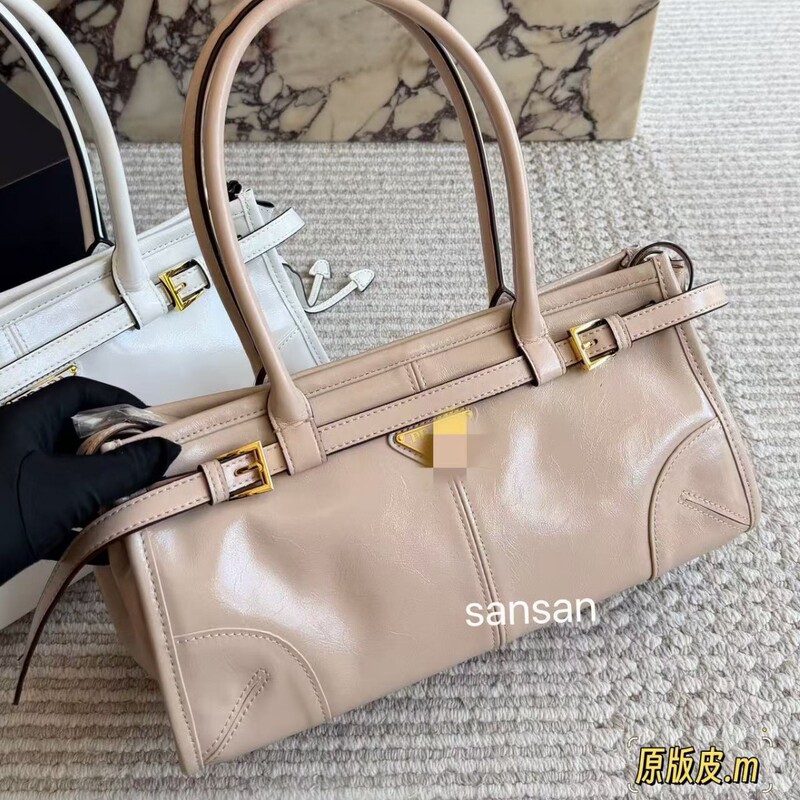 Niche Design Killer Bag for Women 2025 New Autumn and Winter Large Capacity Casual Handbag for Work and Commuting Crossbody Bag Niche Design Killer Bag for Women 2025 New Autumn and Winter Large Capacity Casual Handbag for Work and Commuting Crossbody Bag
