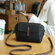 夏季包包女士2025新款轻便妈妈单肩包时尚百搭软皮大容量斜挎女包