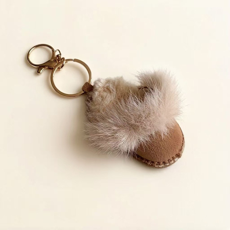 Exquisite Imitation Mink Fur Pendant Car Keychain Bag Charm Plush Slipper Keychain Pendant Decoration Exquisite Imitation Mink Fur Pendant Car Keychain Bag Charm Plush Slipper Keychain Pendant Decoration