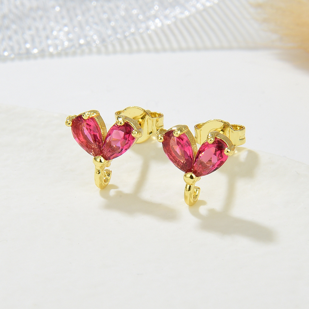 1 Pair Quantity 1 Pair 8.5*8mm Copper Zircon 18K Gold Plated Heart Shape Earring Findings