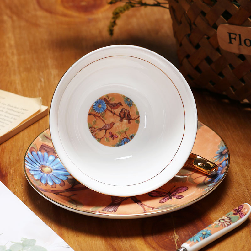 La Luz de lujo de porcelana británica tarde juego de té traje de alta apariencia taza de café y platillo traje de caja de regalo