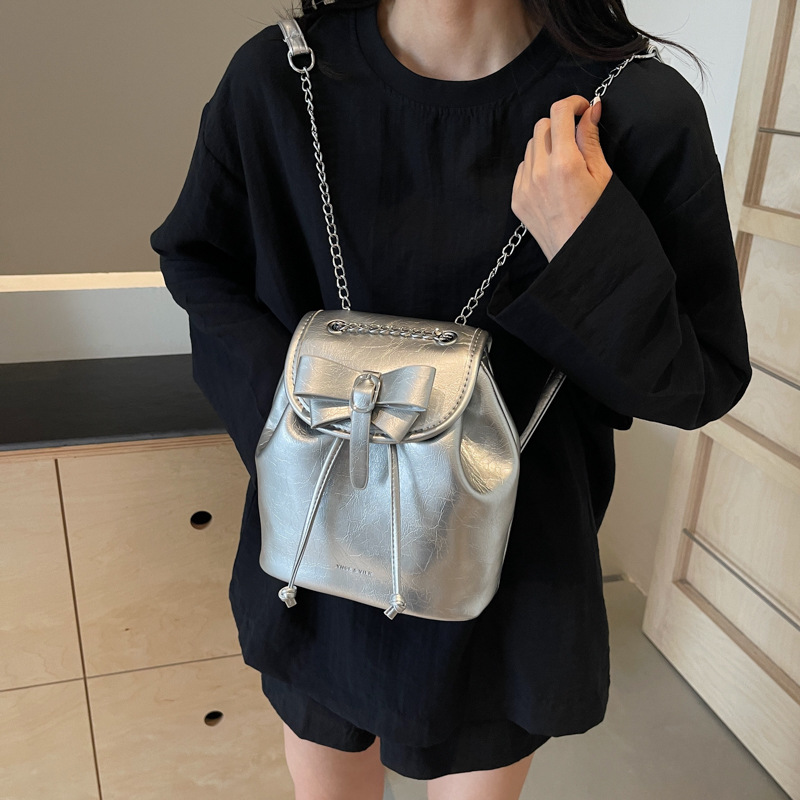 Student class pleated backpack for women 2024 new Korean style trendy student bag, niche high-end women's bag_voghion.com