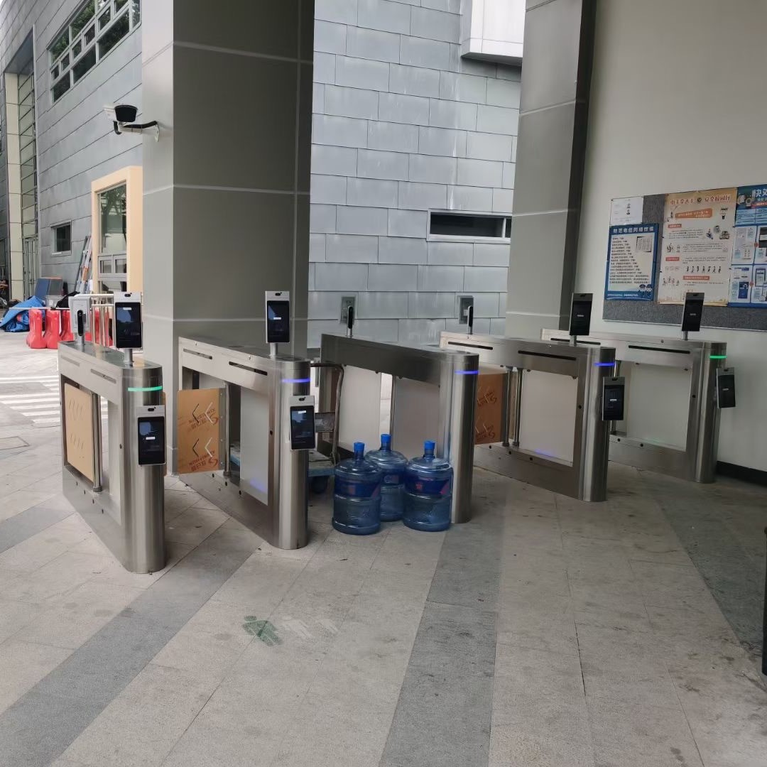小区校园健身房防撞摆闸人脸识别翼闸速通门门禁景区票务系统智能