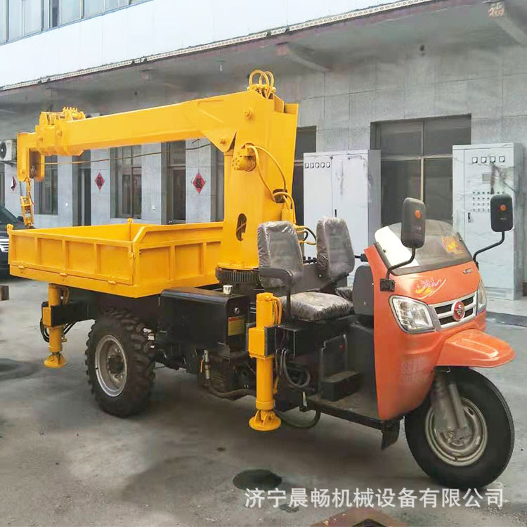 农用三轮随车吊 液压吊臂三轮平板随车吊360旋转工作吊臂