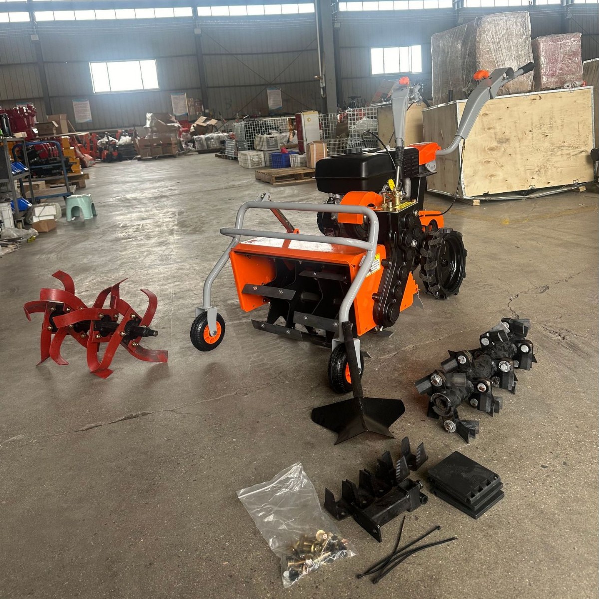 小型自走式四驱旋耕除草机 多功能开沟碎草土地耕整机 50型碎草机