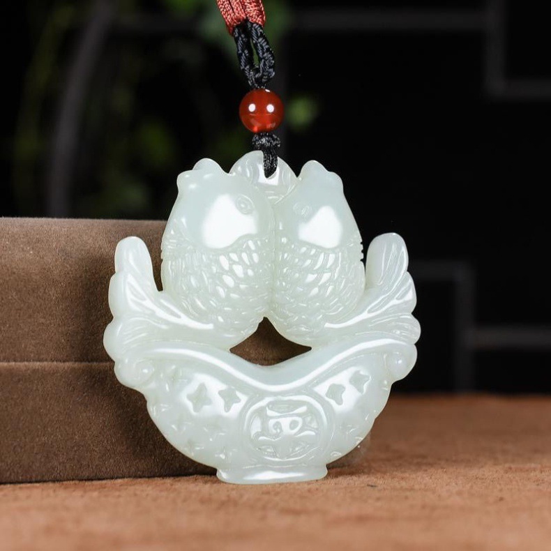 Mặt dây chuyền ngọc Hetian Tân Cương tự nhiên hình Song Ngư cầu may mắn chi tiết 4