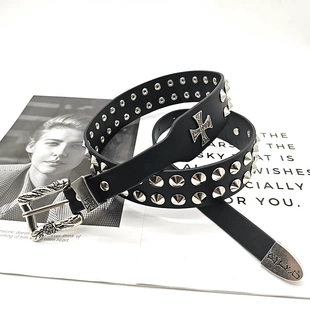 Belt, black jeans, 2 carat, punk style