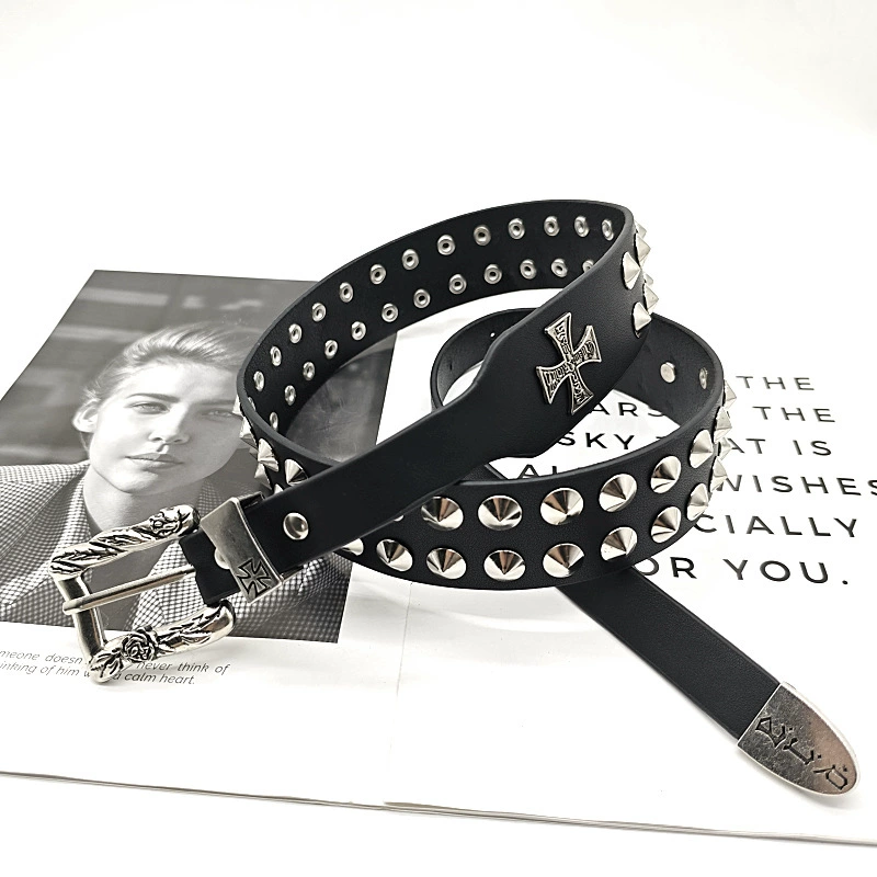 Belt, black jeans, 2 carat, punk style