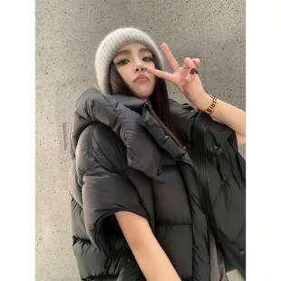 High-grade Down with Hat Vest Women's Outer Wear 2024 New Winter White Duck Down Loose Fashion Vest