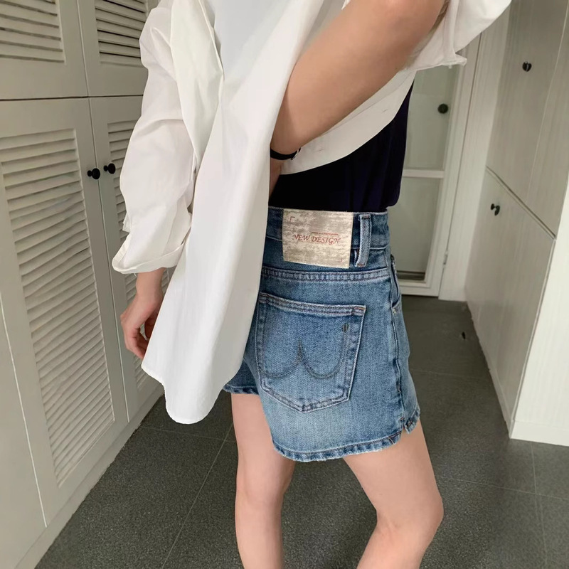 98192 Denim Shorts for Women 2025 Summer New Style Hot Pants High-Waisted Slimming Split Thin A-Line Wide-Leg Pants