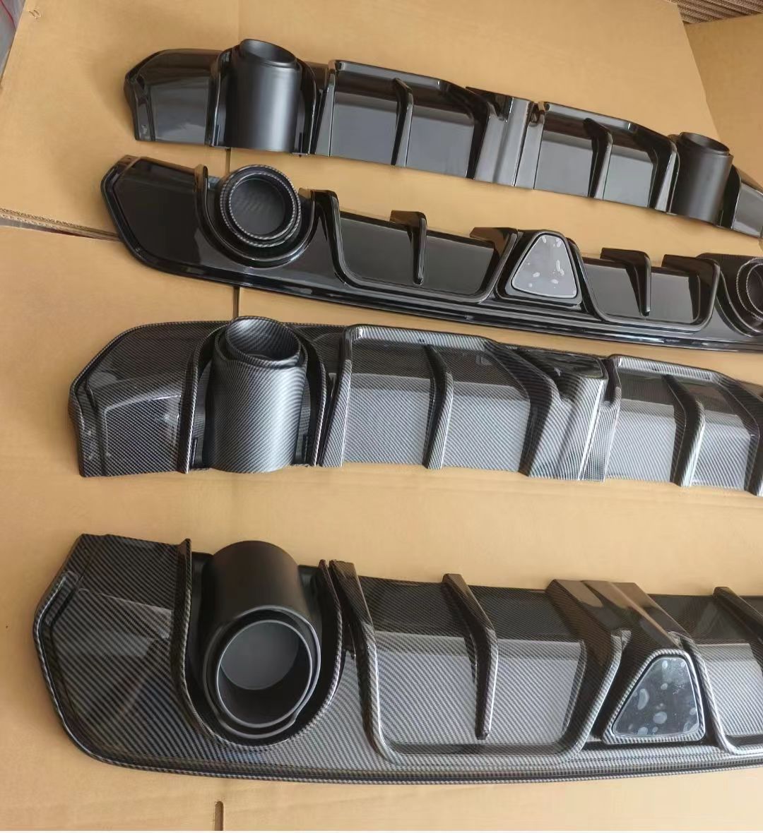 Suitable for 14 generations of Sylphy rear lip 20-22 Sylphy modified tail lip leading navigation light rear lip rear spoiler surround
