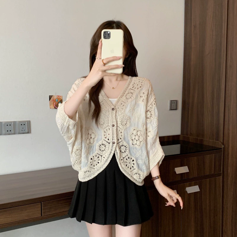 Thin cardigan, V-neckline, plus size