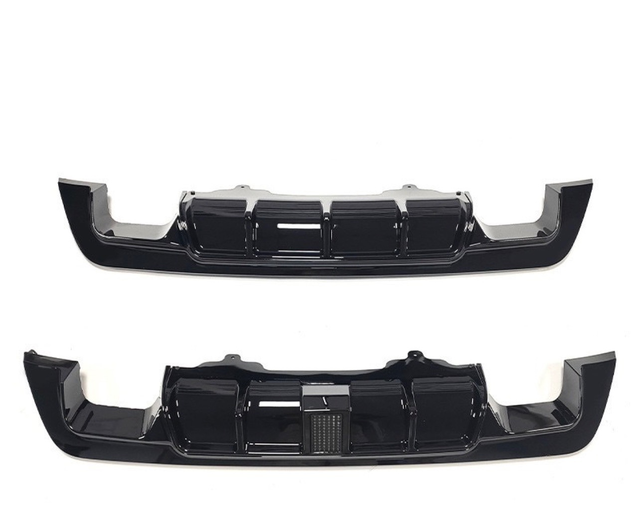 Suitable for 05-09 Bmw 5 Series Tail Lip E60 Modified Mp Model with Lighted Rear Lip Carbon Pattern Rear Spoiler Small Surround