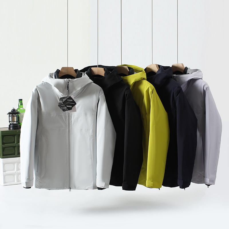 Heat-Sealed down Three-In-One Jacket to Prevent down Leakage and down Leakage, High-Density Ultra-Light Functional Fabric 10045 Heat-Sealed down Three-In-One Jacket to Prevent down Leakage and down Leakage, High-Density Ultra-Light Functional Fabric 10045