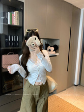 辣妹蕾丝拼接V领长袖T恤女2025春季新款白色时尚修身显瘦短款上衣