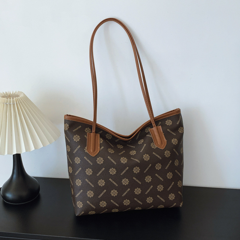 Sentido de la moda casual, bolso grande con estampado retro, nuevo bolso de hombro de gran capacidad para mujer, bolso portátil de moda