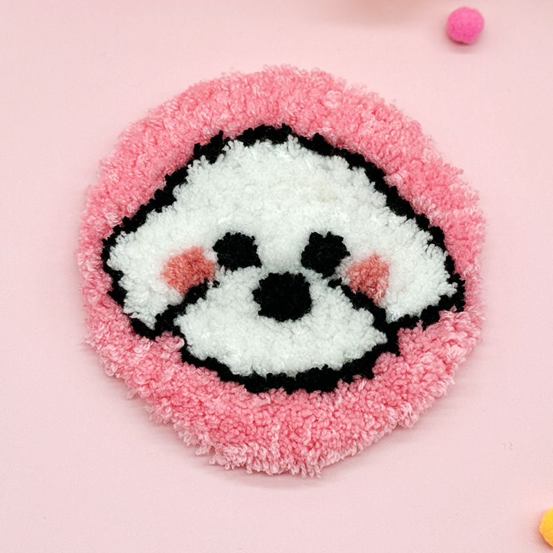 Posavasos bordados pinchados - oso (no terminado)