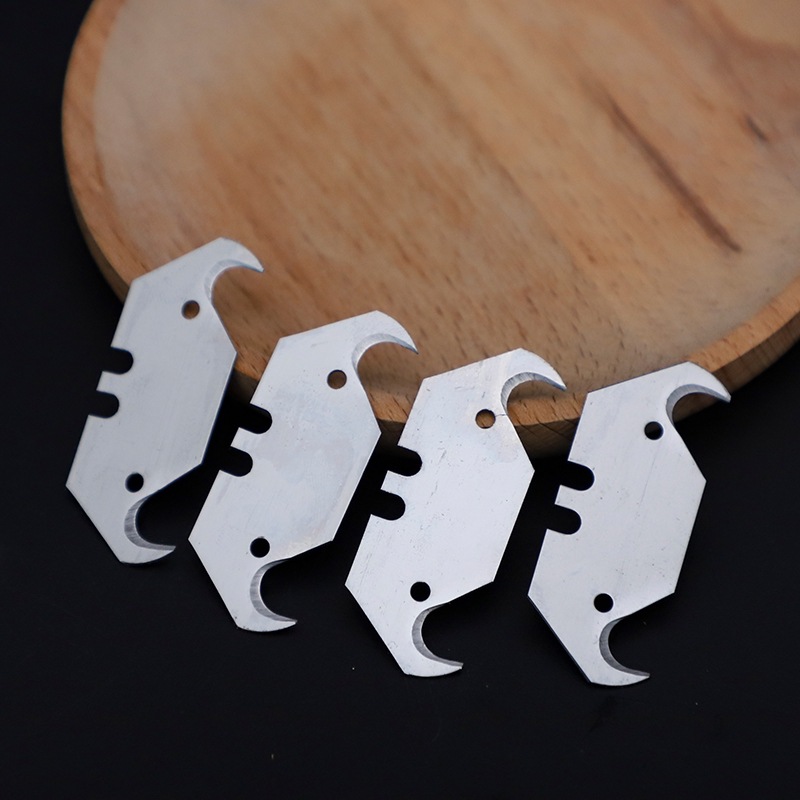 牛角美工刀片勾刀钩刀美缝电缆剥线弯角折叠刀片异形五金工具