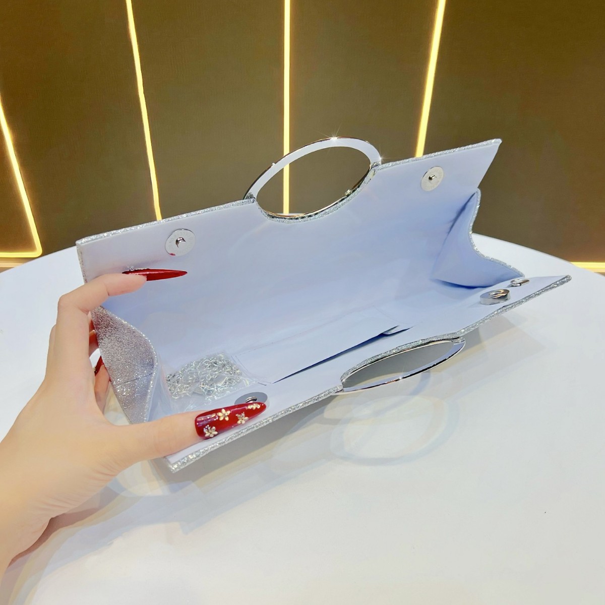 Cross-Border New Evening Bag Sparkling Handbag Versatile Banquet Shoulder Crossbody Bag Luxury Diamond-Encrusted Elegant Clutch - Thumbnail 3