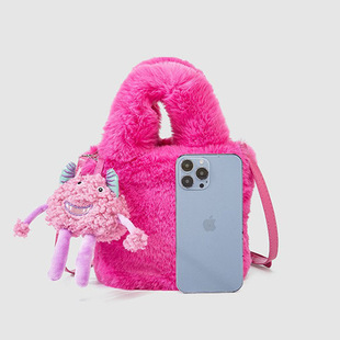 �ﶬ�n��õ�tɫëë���ɐ�С�֫F����μ�б���Ůë�q����ˮͰ��