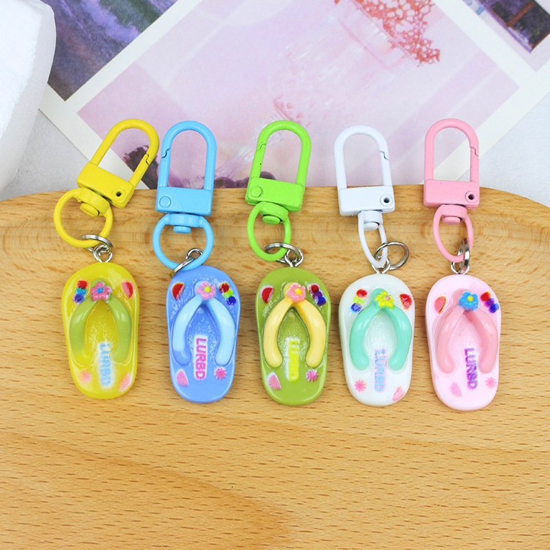 Cute Mini Resin Imitation Slippers Alloy Door Buckle Keychain Pendant Student Backpack Decoration Couple Pendant Cute Mini Resin Imitation Slippers Alloy Door Buckle Keychain Pendant Student Backpack Decoration Couple Pendant