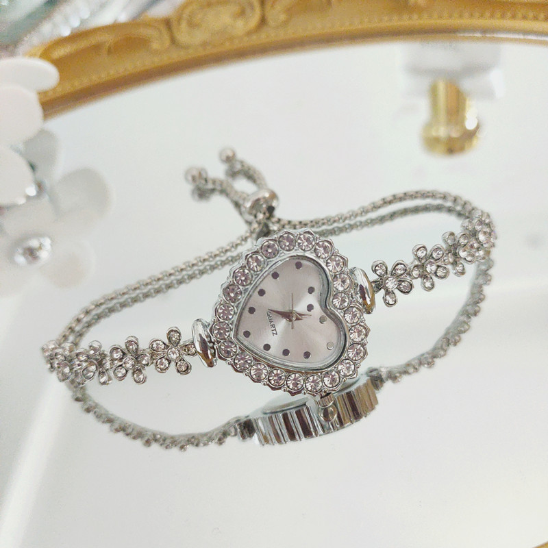 40g Weight Ordinary Glass Mirror Material Alloy Strap Material Watch Classification Pointer Display Type Buckle Buckle Style Heart-Shaped Dial Shape Holiday, Banquet, Selfie Occasion Quartz Movement Heart Shape Pattern Women's Gender Elegant, Lady Style Elegant Lady Heart Shape Buckle Quartz Watch Women's Watches 15