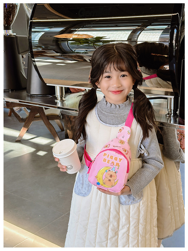 A new printed children's bag featuring cute and stylish Japanese cartoon boys' and girls' chest bags and Capibara baby coin purse undefined