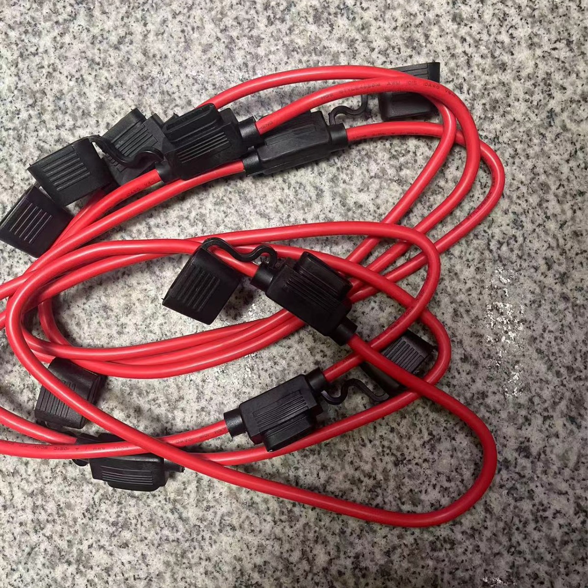 XHX001汽车中插片引线座防水保险丝座中10号线保险丝盒40CM