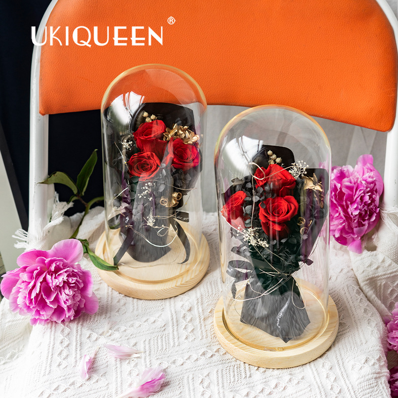 Yunnan Naxi Queen eterna flor cubierta de vidrio ramo decoración del paisaje al por mayor Rosa fresca suministro directo transfronterizo