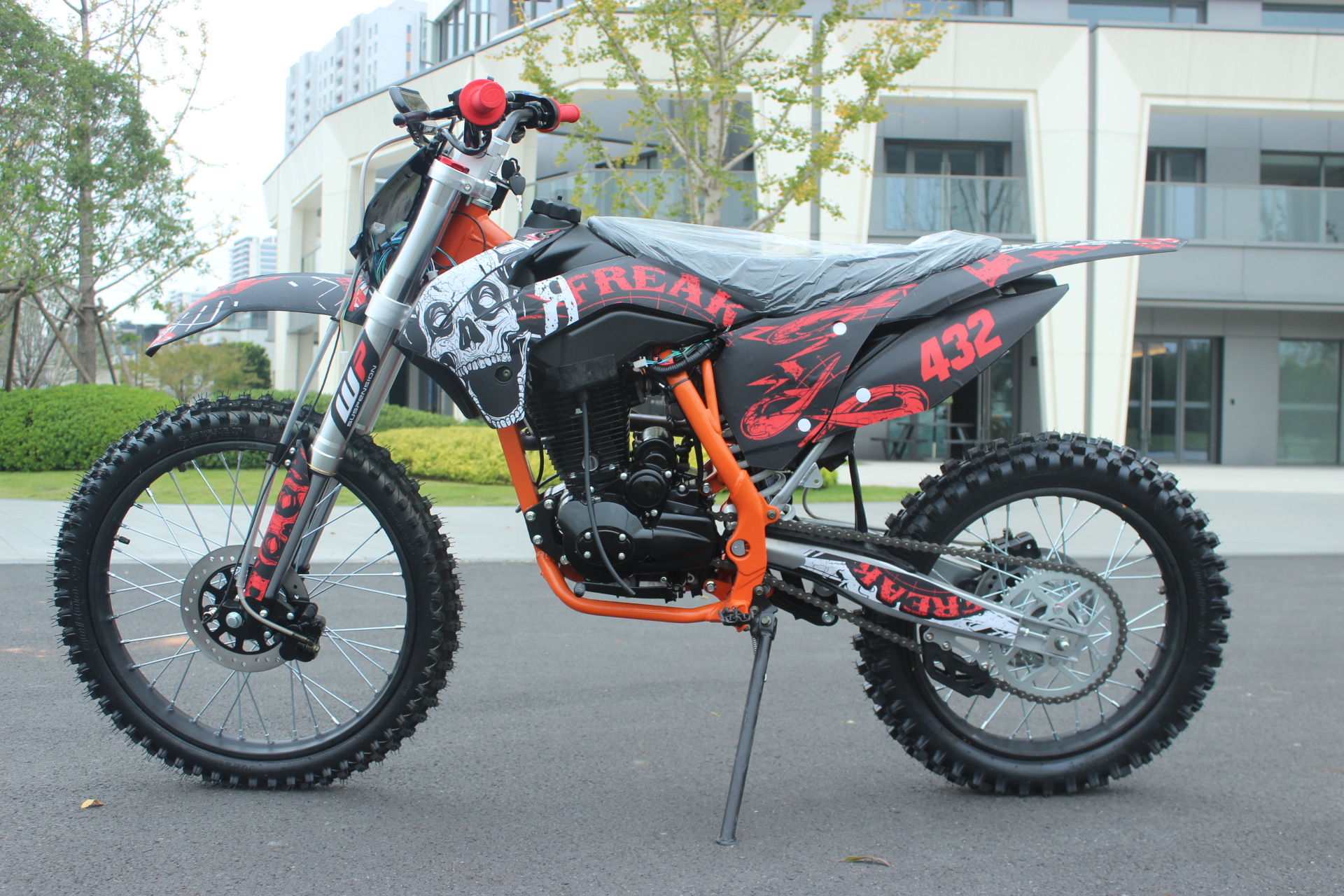 Professional Competitive Motorcycle Big Off-Road 250Cc Two-Wheeled Off-Road Vehicle Fuel All-Terrain Mountain Off-Road Motorcycle