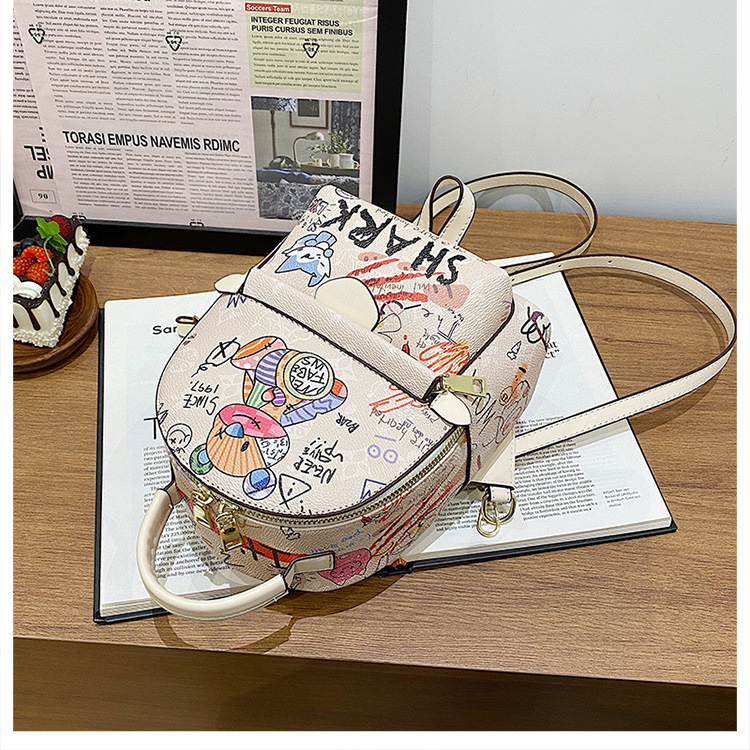 Stylish Graffiti Printed Backpack For Women Cute Bear School Bag_voghion.com