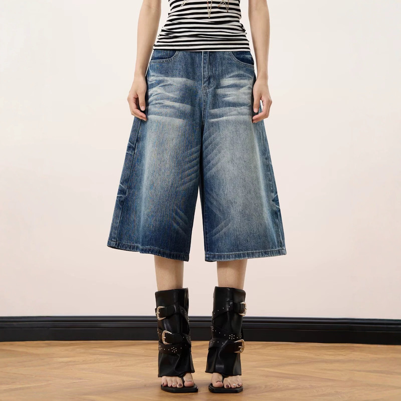 American Retro Washed Denim Shorts with Whiskered Effect, Unisex, New Summer Style, Casual Cropped Pants American Retro Washed Denim Shorts with Whiskered Effect, Unisex, New Summer Style, Casual Cropped Pants