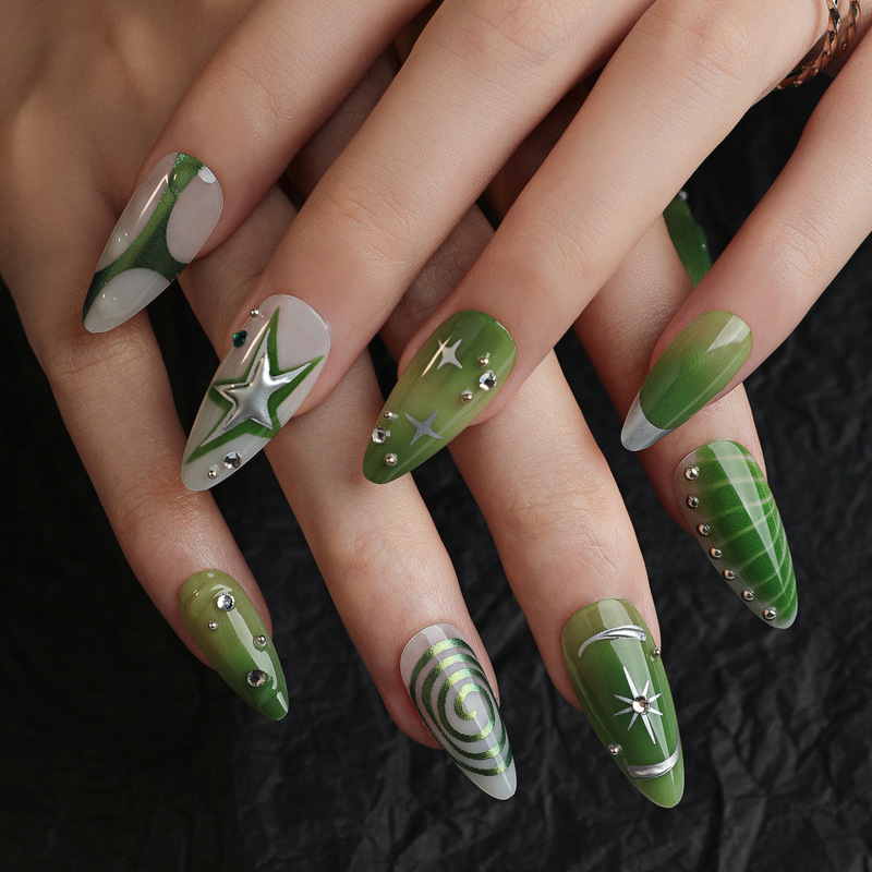 3D French-Style Green Gradient European and American Wearable Short Wide Almond Nails with Sparkling Diamond Star Nail Art Nail Pieces Wholesale