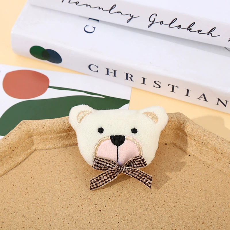 Cartoon creative brooch, small doll, hairgrip with accessories with velcro, handmade