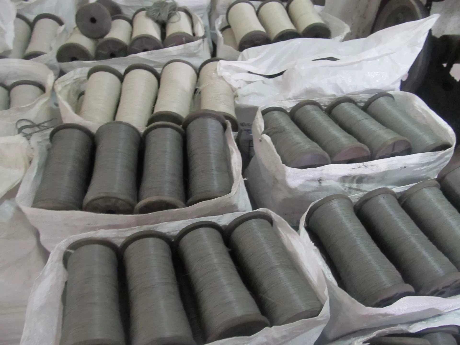 Рояльная проволока T10A не подвержена коррозии и обладает хорошей прочностью. Он подходит для всех видов пружин.