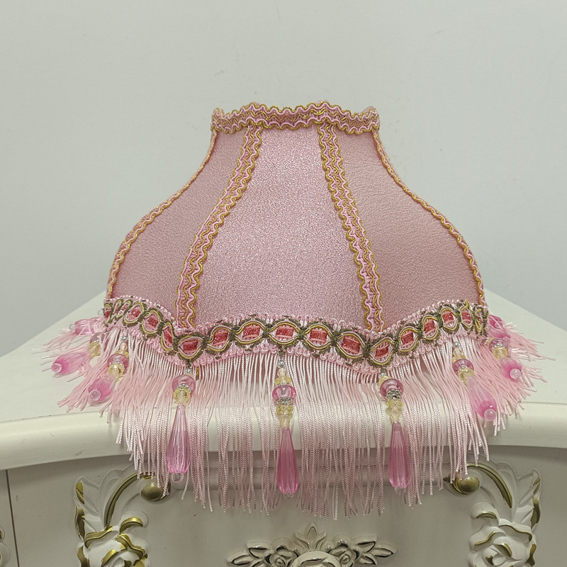European and American Style Princess Lampshade with Crystal Hanging Beads, Suitable for Various Styles of Table Lamps as a Lampshade Accessory / Lampshade Only European and American Style Princess Lampshade with Crystal Hanging Beads, Suitable for Various Styles of Table Lamps as a Lampshade Accessory / Lampshade Only