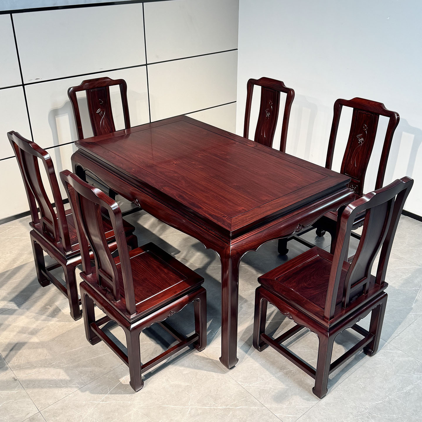 �t��֦�L���β����tľ������që�S̴������6�˲�̨���þ�Ʒ����