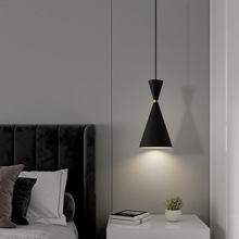北欧主卧室床头柜小吊灯2024新款创意现代简约网红极简长线吊线灯