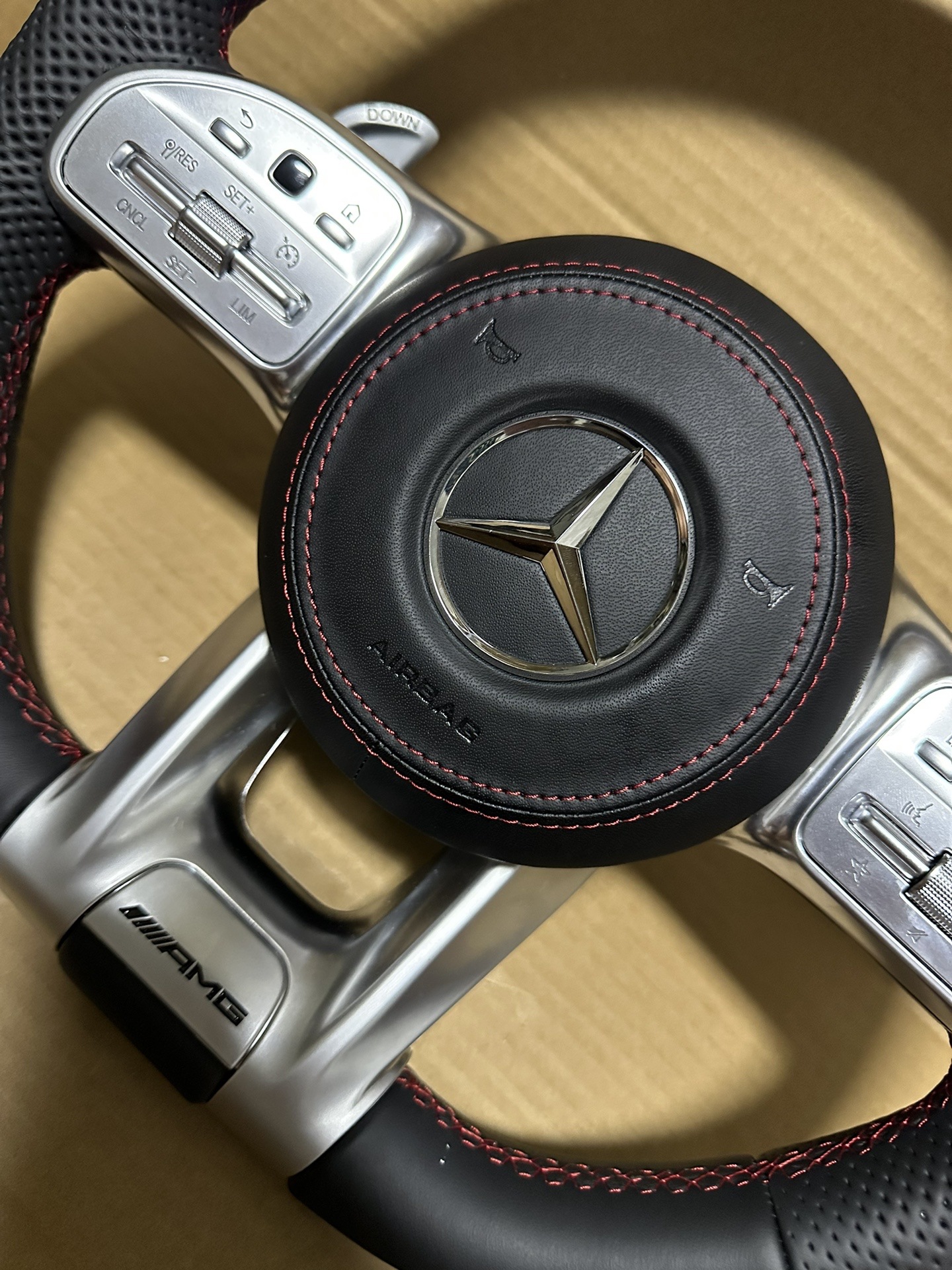 Mercedes-Benz steering wheel 809CLA C-Class E-Class S-Class ML old model upgraded to new model steering wheel C200E300 AMG