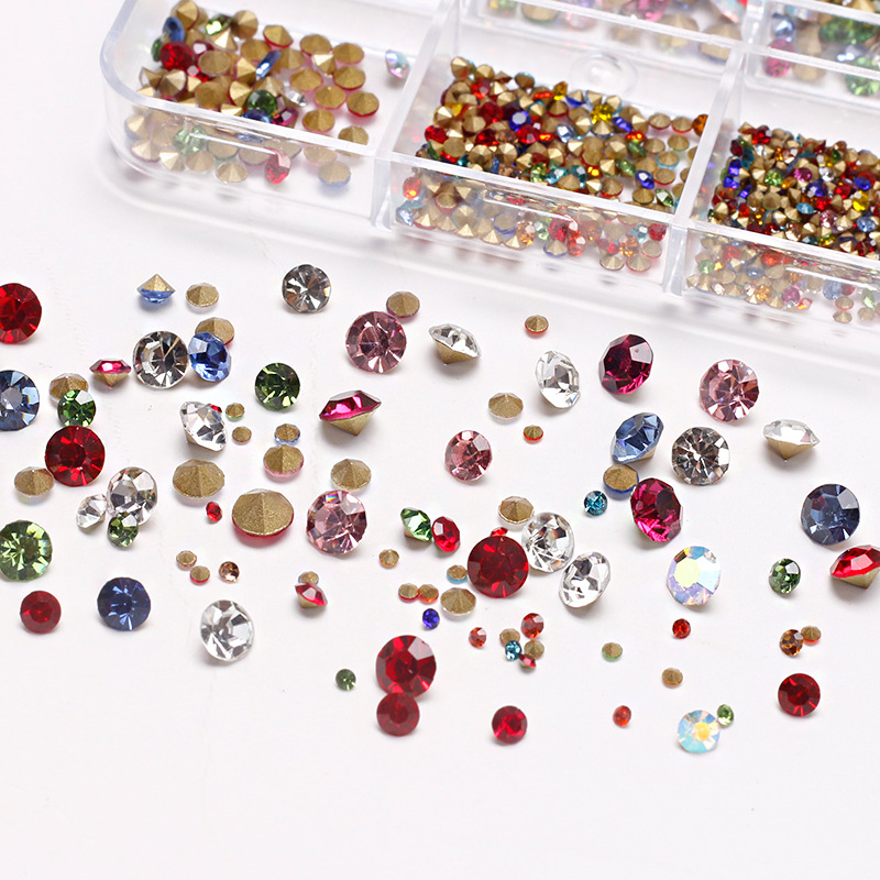 2022 red nueva taladro de uñas joyería de uñas de diamante de agujas de fondo de uñas de 6 cuadrículas pequeñas pilas de taladro mezcla de joyería de diamante